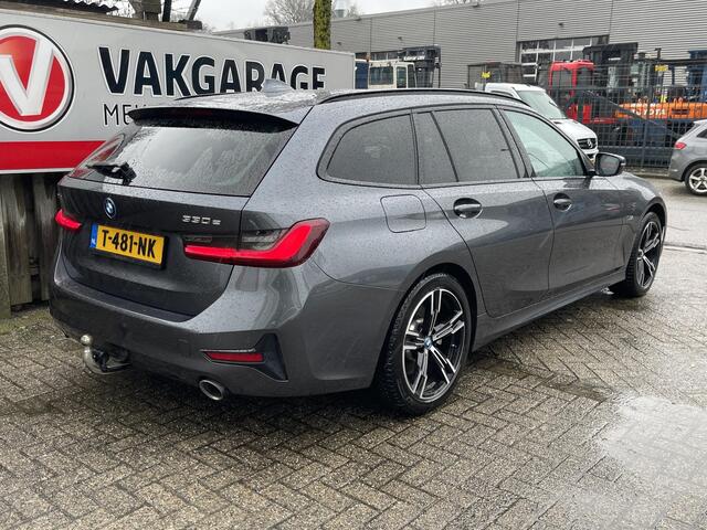 BMW 3-SERIE Touring 330e xDrive Business Edition Plus 18"/Trekhaak/Laser LED/Head-up/Stoelverwarming/Elektrische klep/Keyless/Apple Carplay & Android Auto