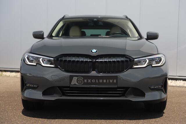 BMW 3-SERIE Touring 330e Business Edition Plus 292PK Black Pack Individual Automaat Trekhaak Sportstoelen Leder 18 inch Laser LED Navigatie Carplay Clima Cruise Stoelverwarming SOH 92%