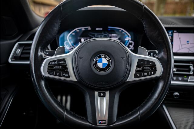 BMW 3-SERIE Touring 320e M Sport Panorama Keyless Camera