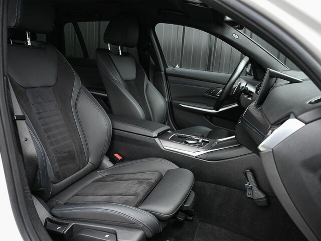 BMW 3-SERIE Touring 330e xDrive M-Sport | Comfort access | Trekhaak | Adaptive led | Driving assistant prof. | Dab+ | Hifi sound | Head-up | Camera