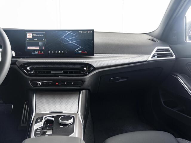 BMW 3-SERIE Touring 330e M Sport Edition | High Executive | M Sportpakket Pro | Innovation Pack | Comfort Pack | Harman Kardon | Elektrisch glazen panoramadak