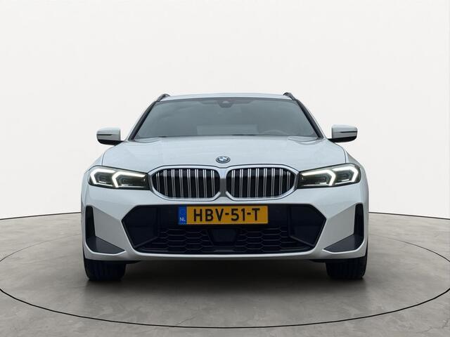 BMW 3-SERIE Touring 330e 292PK M-Sport Shadow Laser Alcantara Camera