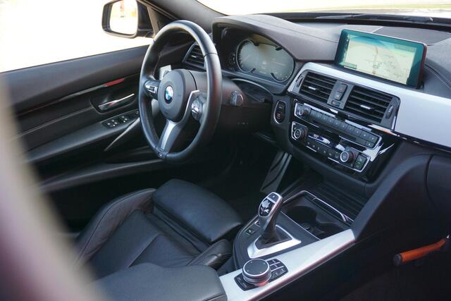 BMW 3-SERIE Touring 320i Edition M Sport Shadow Executive | PANO | Carplay | LEER