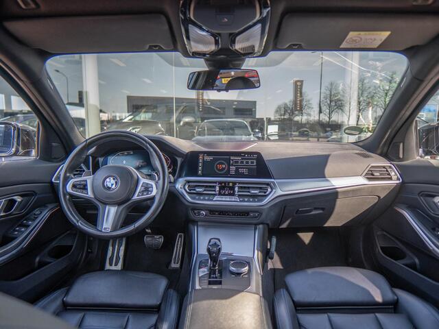 BMW 3-SERIE 330i High Executive Edition | Laser | Hud | Dealer onderhouden