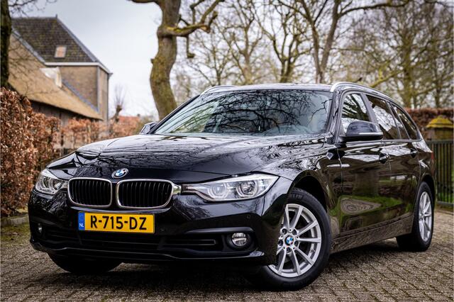 BMW 3-SERIE Touring 318i Camera LED Stoelverwarming