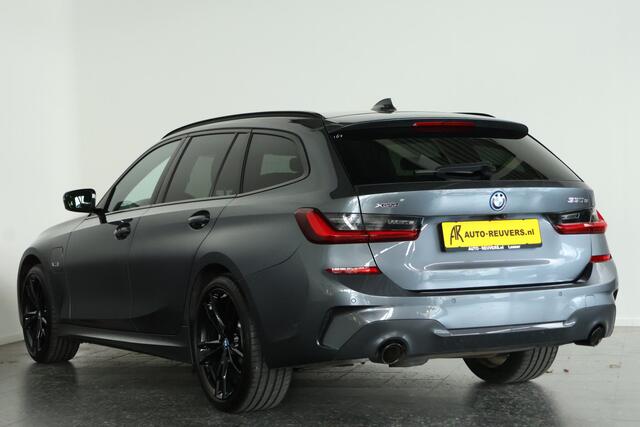 BMW 3-SERIE Touring 330e xDrive M-Sport / Laser-LED / ACC / Cam / HUD