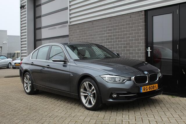 BMW 3-SERIE 320i High Executive / LCI / Leer / LED / 18"/ N.A.P.
