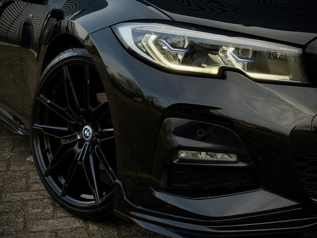 BMW 3-SERIE 320i M-PERFORMANCE LASER|DAK|HEADUP|MEMORY|CAMERA VOL!
