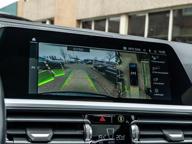 BMW 3-SERIE 330e xDrive High Exe M-Sport PANO HARMAN KARDON 360 CAMERA MEMORY STOEL TREKHAAK BOMVOL!!