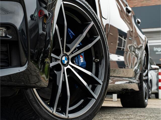BMW 3-SERIE 330e xDrive High Exe M-Sport PANO HARMAN KARDON 360 CAMERA MEMORY STOEL TREKHAAK BOMVOL!!