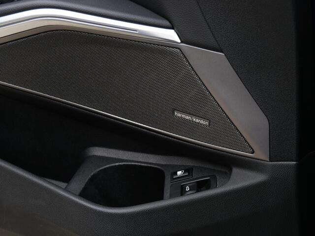 BMW 3-SERIE Touring 330e xDRIVE HIGH EXECUTIVE/ M-SPORT/ PANORAMADAK/ COPILOT PACK/ H&K AUDIO/ TREKHAAK