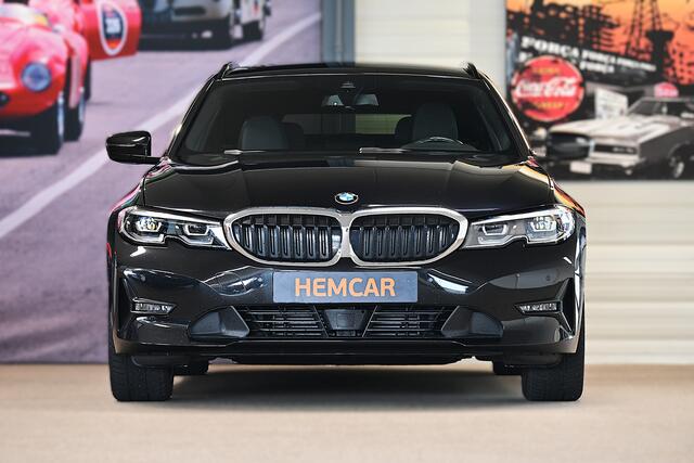 BMW 3-SERIE Touring 318i High Executive Edition NL auto / leer / clima