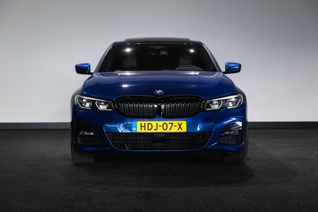 BMW 3-SERIE sedan 3er - 330e M Sport | Shadow | Pano | HuD |