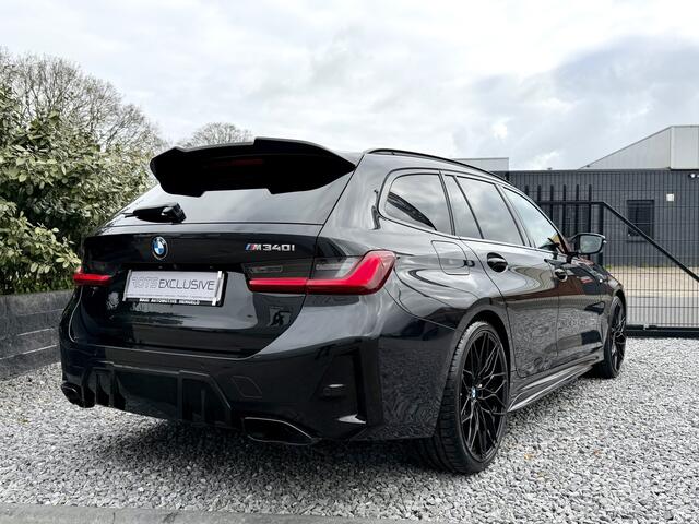 BMW 3-SERIE Touring M340i xDrive Pano|Leer|LED|Camera|Headup Zwart