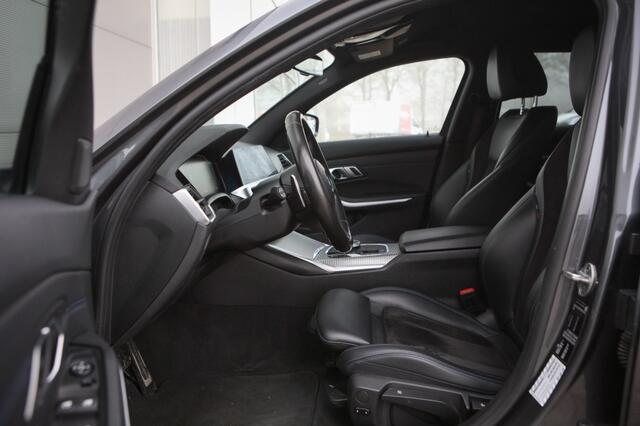 BMW 3-SERIE Touring 330i High Executive | M-Sport | BTW | Trekhaak |