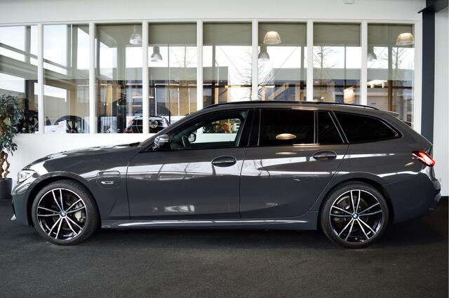 BMW 3-SERIE Touring 330e Hybride M-Sportedition | Dravitgrau !