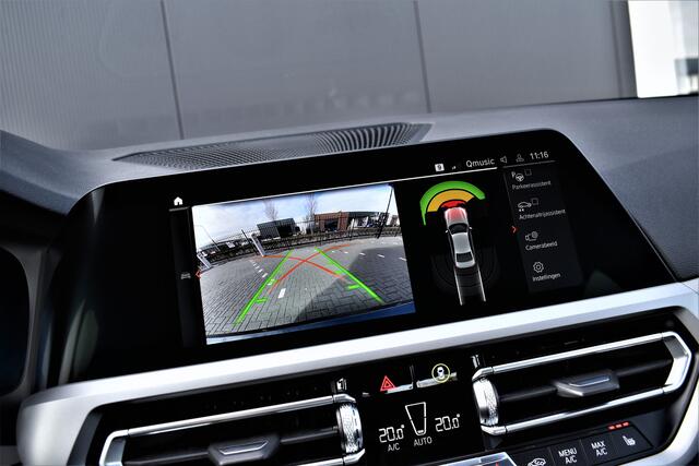 BMW 3-SERIE 330e 292pk Automaat High Executive Virtual/Carplay/Camera/Sportstoelen/Led/Leer/Pdc/Cruise/Lmv18"