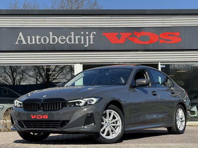 BMW 3-SERIE 318i LCI | Schuif/kantel dak | Leder | Camera | LED