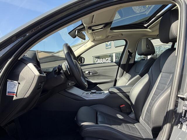 BMW 3-SERIE 318i LCI | Schuif/kantel dak | Leder | Camera | LED