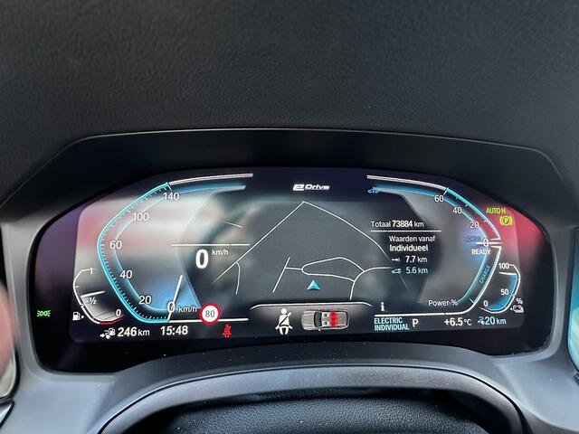 BMW 3-SERIE Touring 330e High Exe Pano|HiFi|Sportstoel|Stuurverw|Trekh