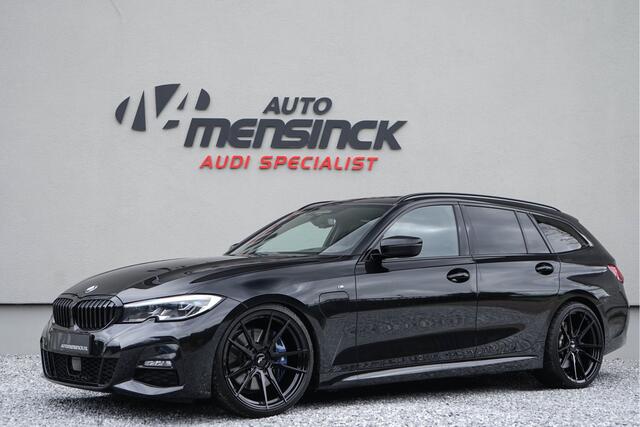 BMW 3-SERIE Touring 330e M-sport/ Panoramadak/ 20"