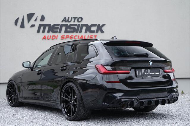 BMW 3-SERIE Touring 330e M-sport/ Panoramadak/ 20"