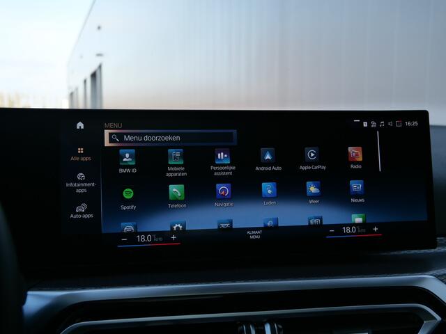 BMW 3-SERIE Touring 320e M-sport 204 Pk Automaat Navi / DAB / Leer / Keyless / Pano-dak / Harman Kardon