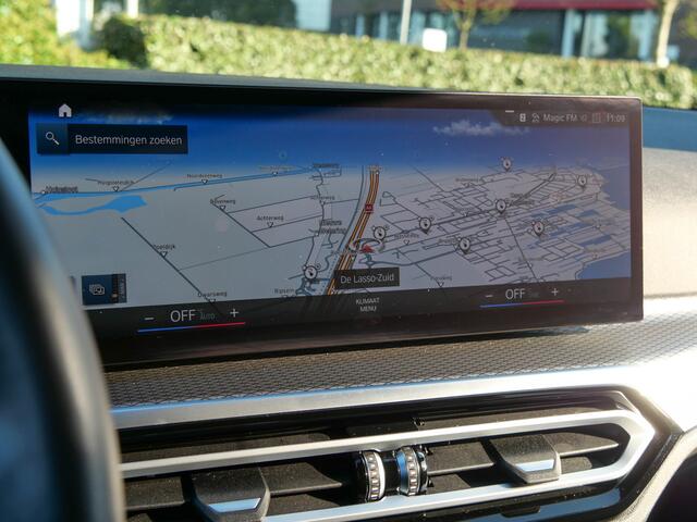 BMW 3-SERIE Touring 330e M-Sport High Executive | HEAD-UP | TREKHAAK | CARPLAY | CAMERA |