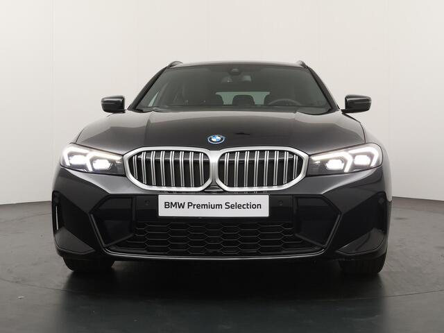 BMW 3-SERIE Touring 320e | M-Sportpakket | HIFI | Panoramadak | 18inch