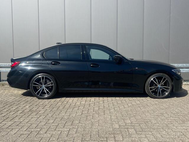 BMW 3-SERIE 320i High Executive M-Pakket NAP
