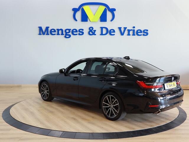 BMW 3-SERIE 318i Executive Edition Sport Line Airco ECC | Virtual | Sfeer | Apple Carplay | M Stuur | Navigatie | Isofix | NAP