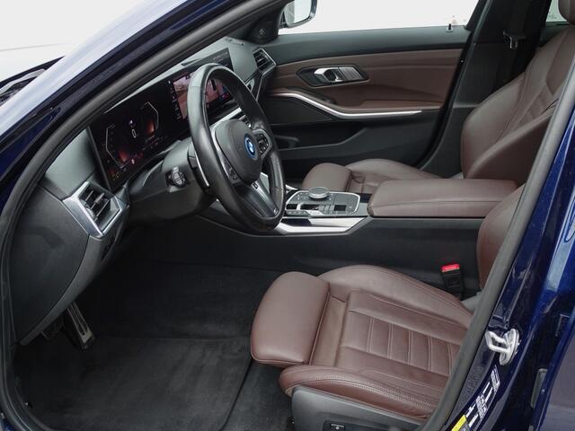 BMW 3-SERIE 330E Touring/hyb Pano./360./trek./leder apple carplay.