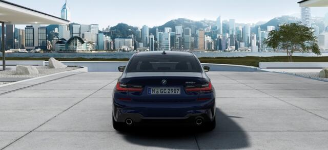 BMW 3-SERIE 330e High Executive / M-Sport / Pano / Laer / 19"
