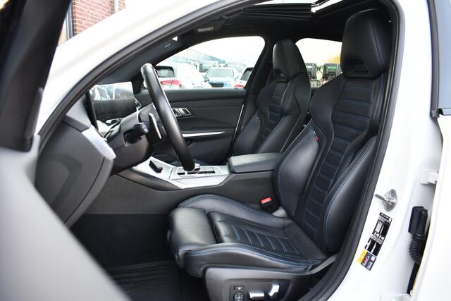 BMW 3-SERIE 330e xDrive M-Sport Pro Pano M-zetels ACC HUD 19inch El-klep