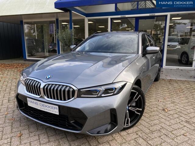 BMW 3-SERIE Touring 320e / M-pakket / Stuur + stoelverwarming / Elek Trekhaak