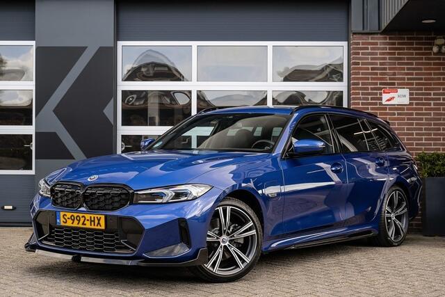 BMW 3-SERIE 330 330e xDrive Touring M Sport | Panorama | Maxton | Trekhaak | Head-Up | Comfort Access | Leder | 19' Inch |