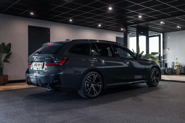 BMW 3-SERIE Touring 330e xDrive M Sport | HuD | Pano | Memory | Alcantara |