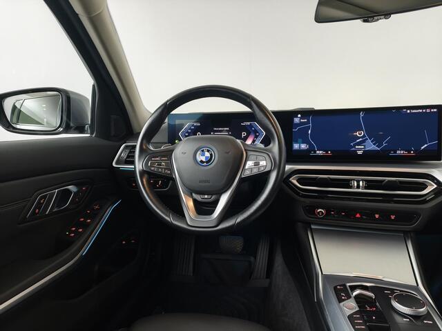 BMW 3-SERIE Touring 330e xDrive V15 Ede