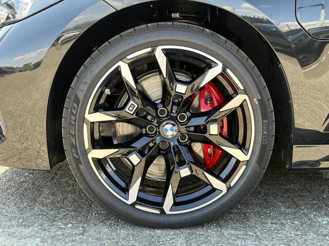 BMW 3-SERIE 330e | M-Sport Pro | Schuif-/kanteldak | HiFi | Trekhaak | Adapt. Led | Stoel + Stuurverw.