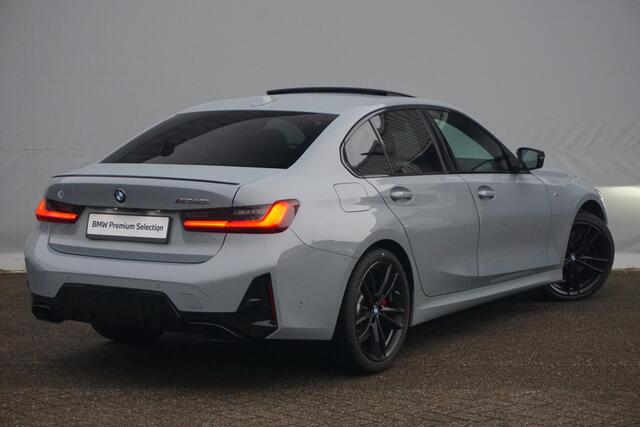 BMW 3-SERIE Sedan M340i xDrive 19'' / Harman Kardon / Schuif-/kanteldak / Elektrisch verstelbare stoelen