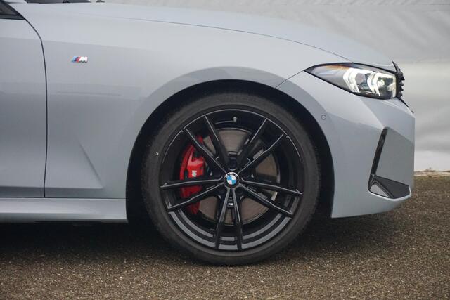 BMW 3-SERIE Sedan M340i xDrive 19'' / Harman Kardon / Schuif-/kanteldak / Elektrisch verstelbare stoelen