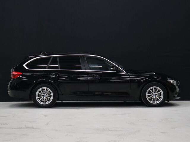 BMW 3-SERIE Touring 318i Corporate Lease [PDC ACHTER, CRUISE CONTROL, BLUETOOTH, ELEKTRISCHE ACHTERKLEP, NAVIGATIE, CLIMATE, NIEUWSTAAT]