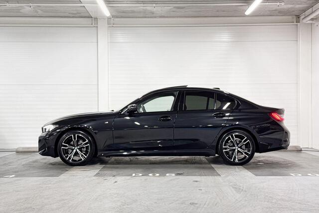 BMW 3-SERIE Sedan 318i | M-Sport | Comfort Pack | Driving Assistant | Hifi System | Schuif-/kanteldak | Comfort Access | Trekhaak l Huisselectie