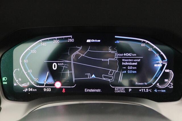 BMW 3-SERIE 320e Business Edition Plus M Sport Laser LED, Leer, Schuif-/kanteldak, Apple Carplay, Trekhaak elektr., 19"