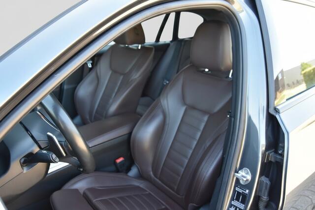 BMW 3-SERIE Touring 320i High Executive Edition M PAKKET