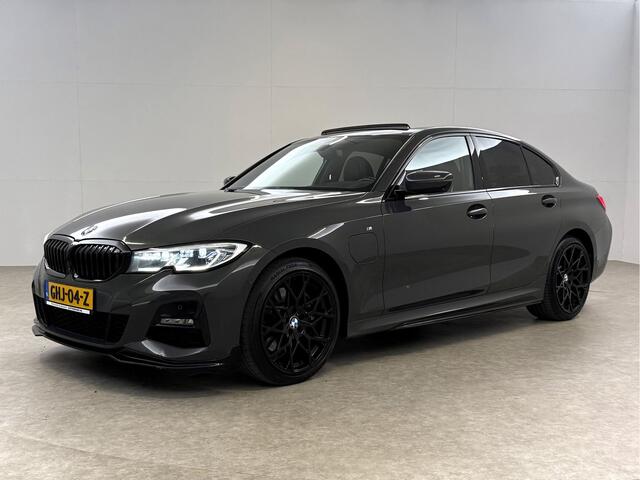 BMW 3-SERIE 330e M-Sport 292PK | BMW Laser | Pano | H/K | 360° | HuD | Virtual | Sfeer | Carplay
