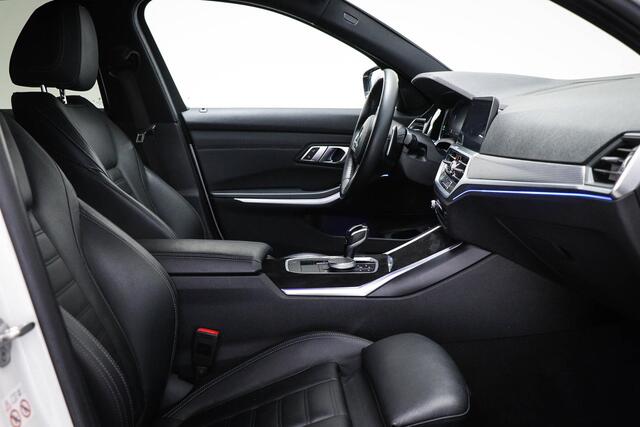 BMW 3-SERIE Touring 320i M-Sport High Executive | LASER LED | HEAD UP | CAMERA | TREKHAAK