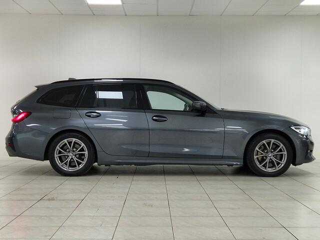 BMW 3-SERIE Touring 330e High Executive Plug-in