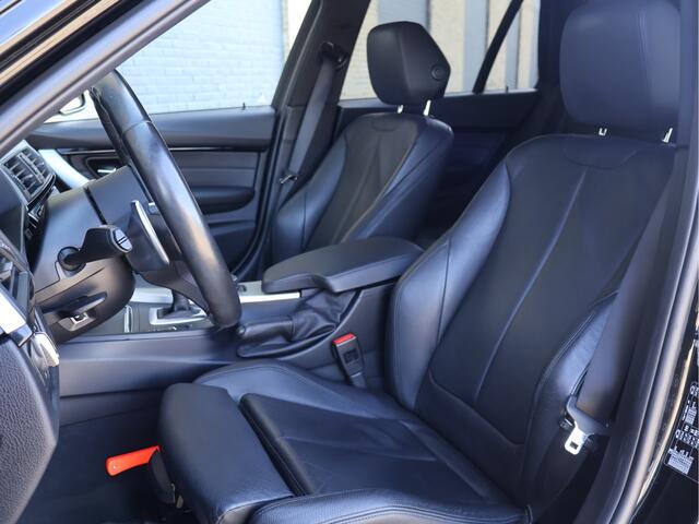BMW 3-SERIE Touring 320i Edition Sport Line Shadow Executive | Brembo | ACC | HUD | M-sport | Harmankardon