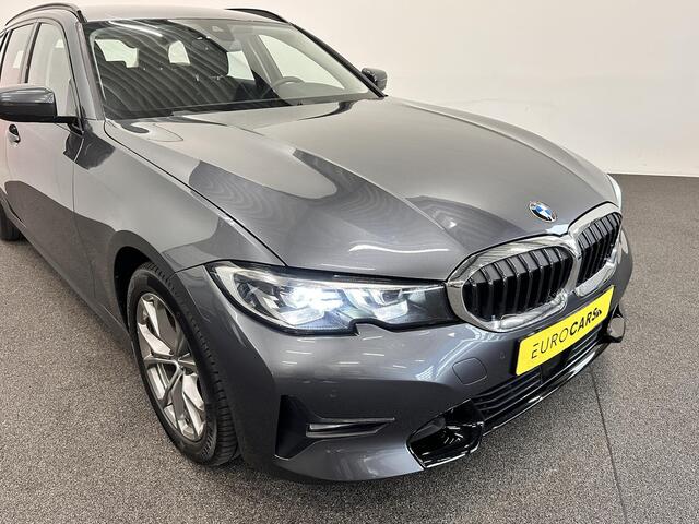 BMW 3-SERIE Touring 320e Aut. Sportline 204pk Airco ECC Navi Carplay PDC VA Adaptive Cruise Control Full LED Virtual Cockpit Trekhaak BMW HiFi Driver Assistance Pack